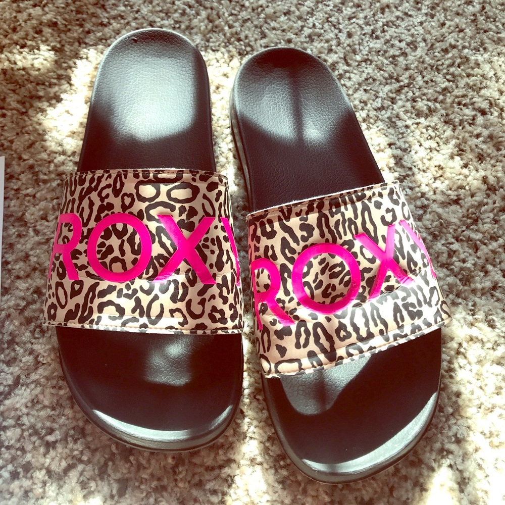 roxy house shoes