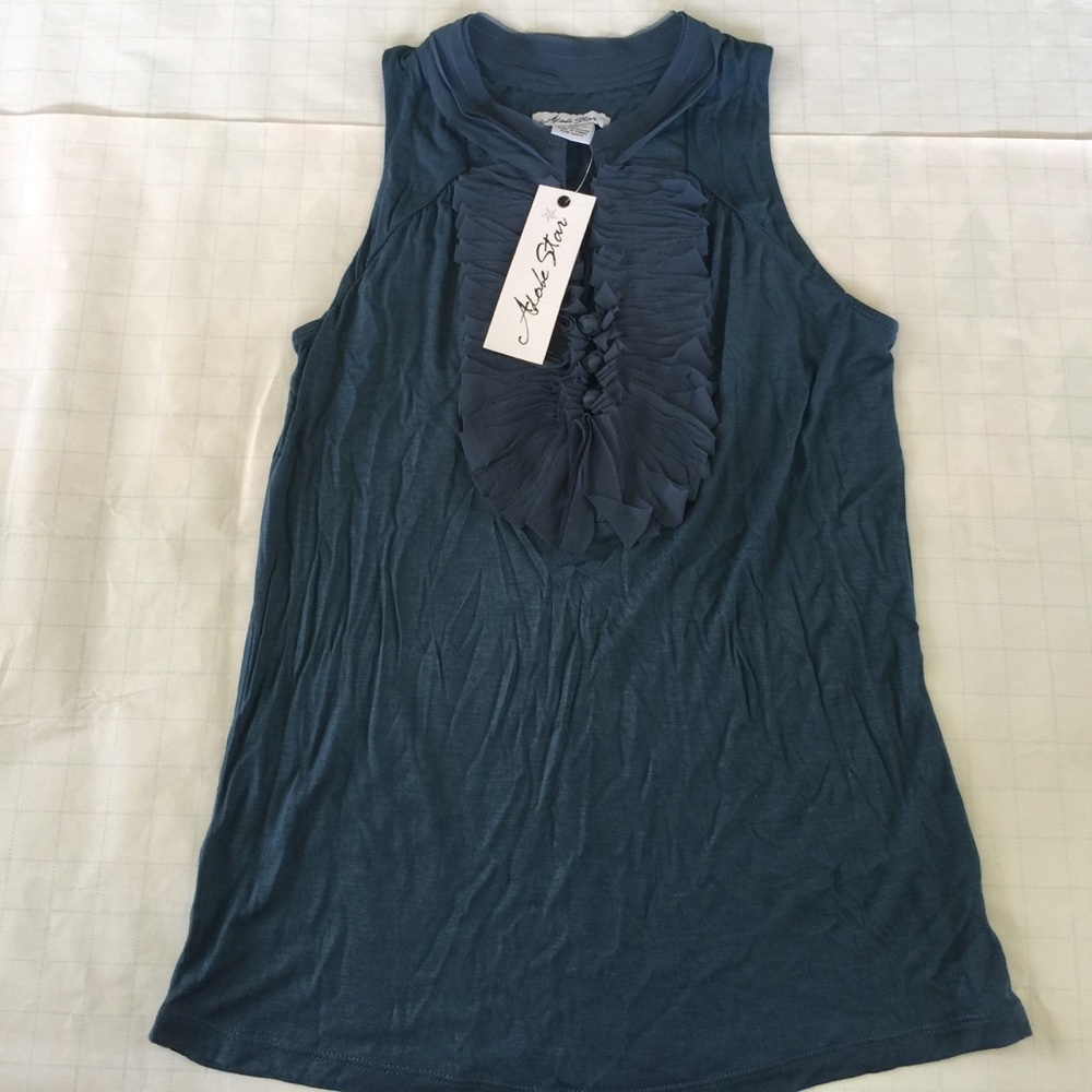 Sleeveless top
