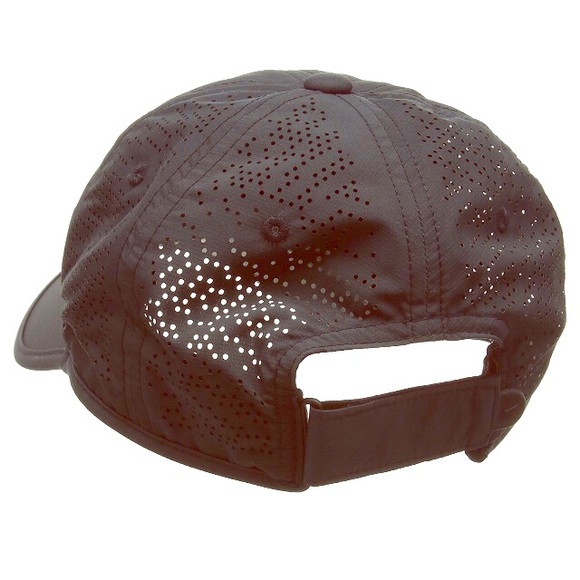Nike Accessories - NIKE Adjustable Perforated Golf Cap