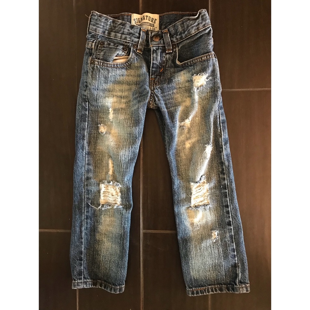 Kid’s Levi’s Distressed Jeans