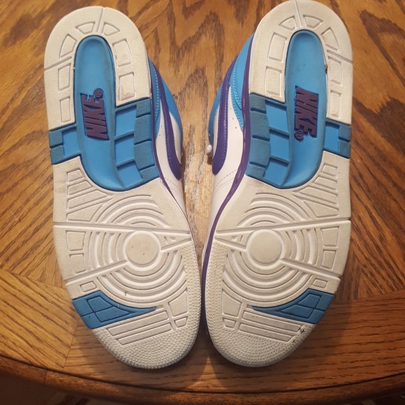 Shoes - Picture 2 of 2