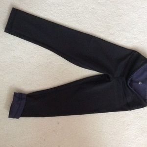 Lululemon black yoga pants