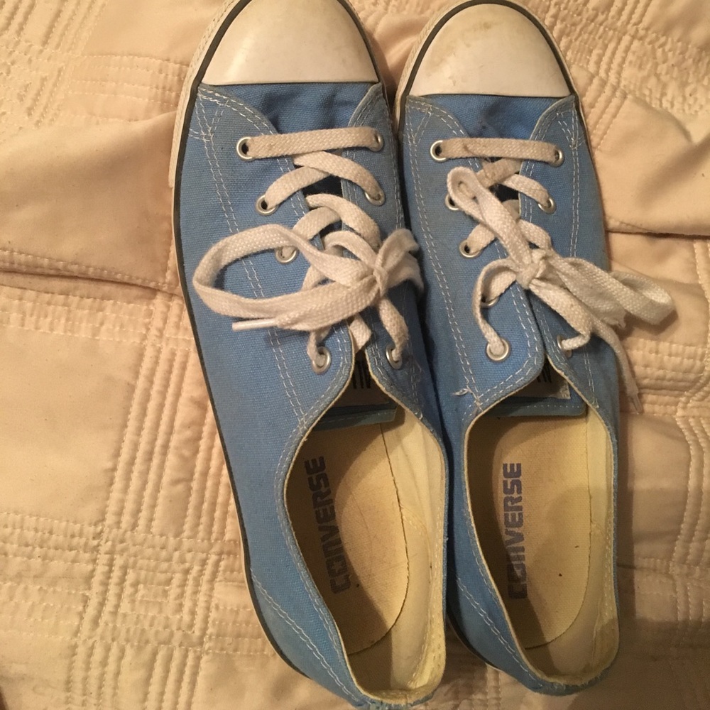 Blue converse