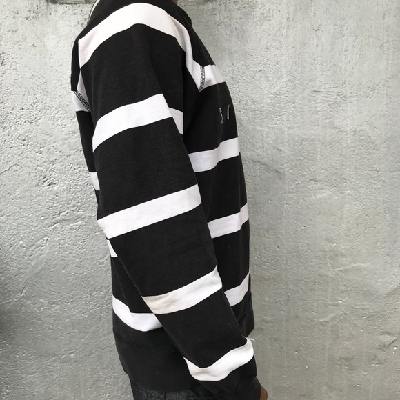 Supreme Crewneck - Picture 3 of 4