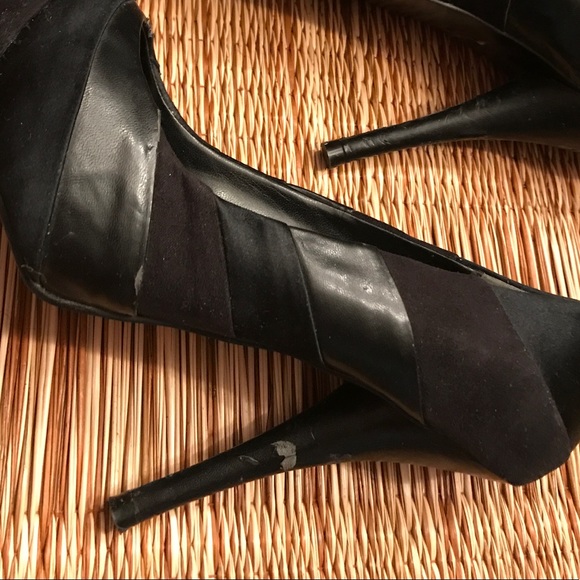 Guess Heels - Picture 5 of 7