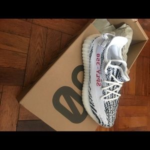 Adidas Yeezy 350 v2 size 7 men