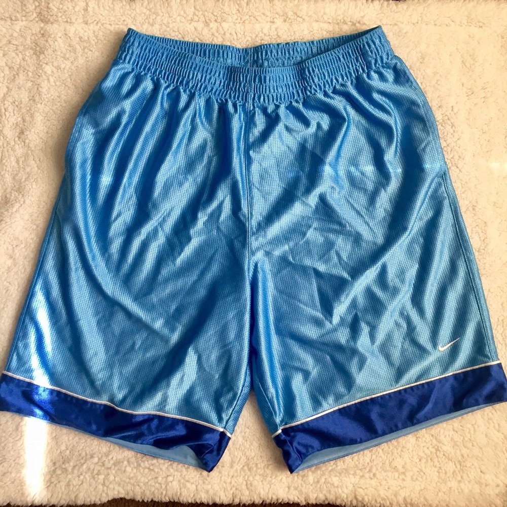 ❌SOLD❌Men's Nike Basketball Shorts.