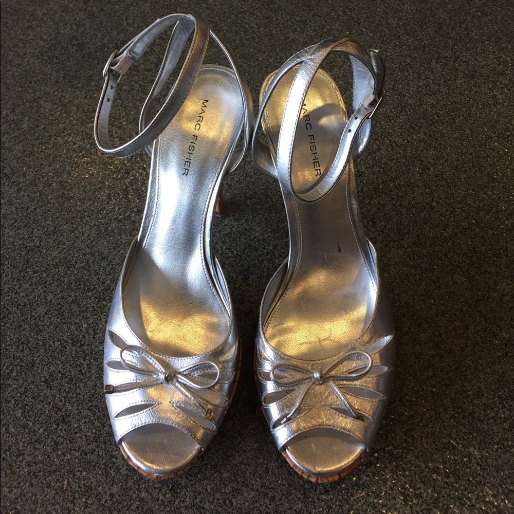 Marc Fisher Silver Heels-NWOT