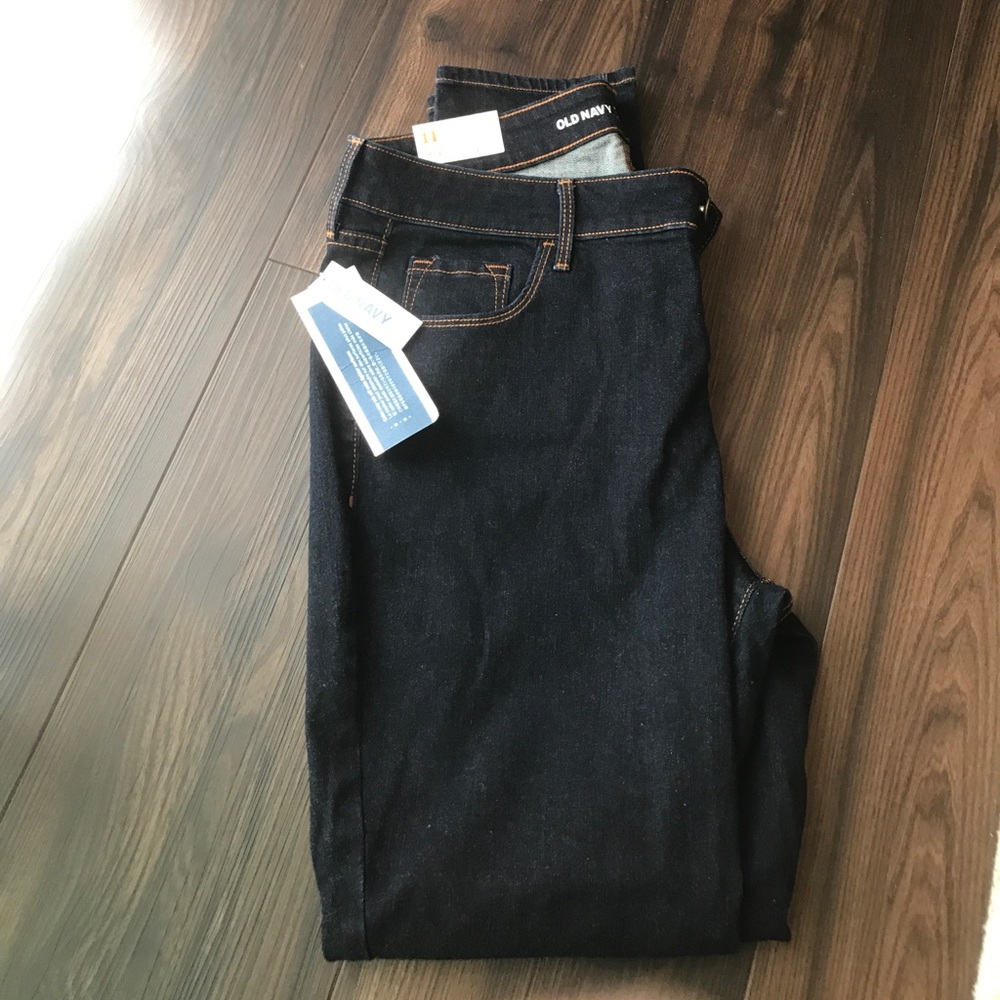 Brand new, size 14 skinny jeans