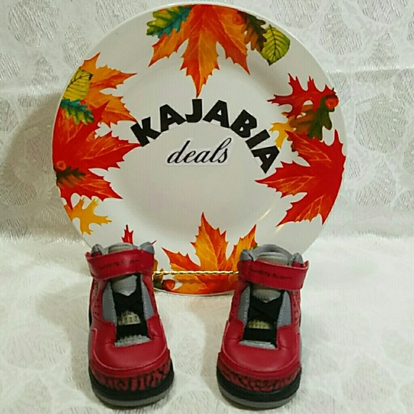 Jordan Other - JORDANS for Baby's. Size 4C