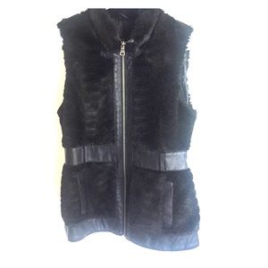 Guess faux fur vest black xs
