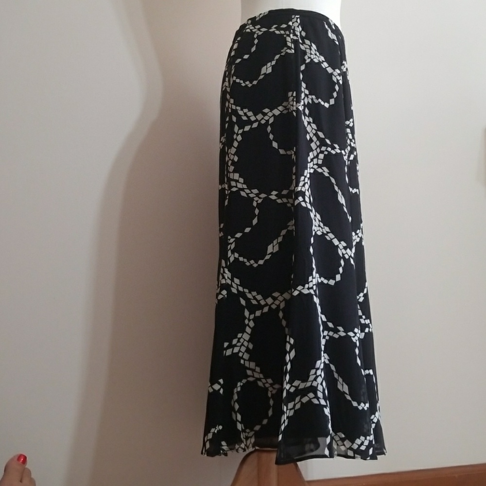 Talbots Pure Silk Skirt Size 10 - Picture 2 of 7