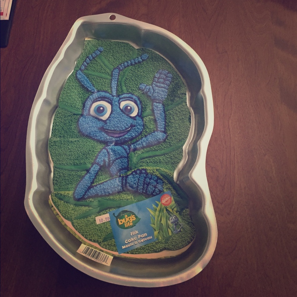 A Bugs Life Cake Pan