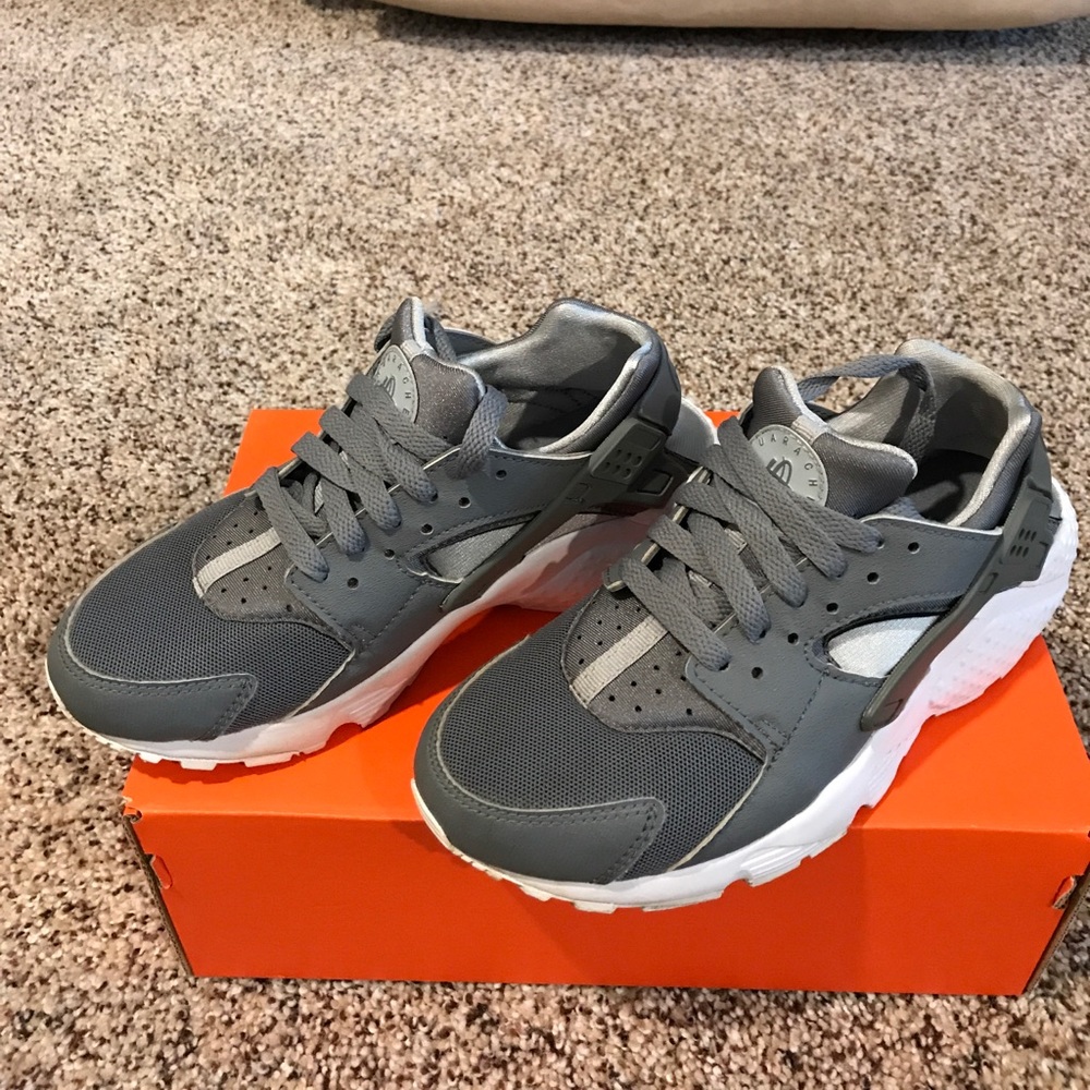 Worn once- Nike Huaraches