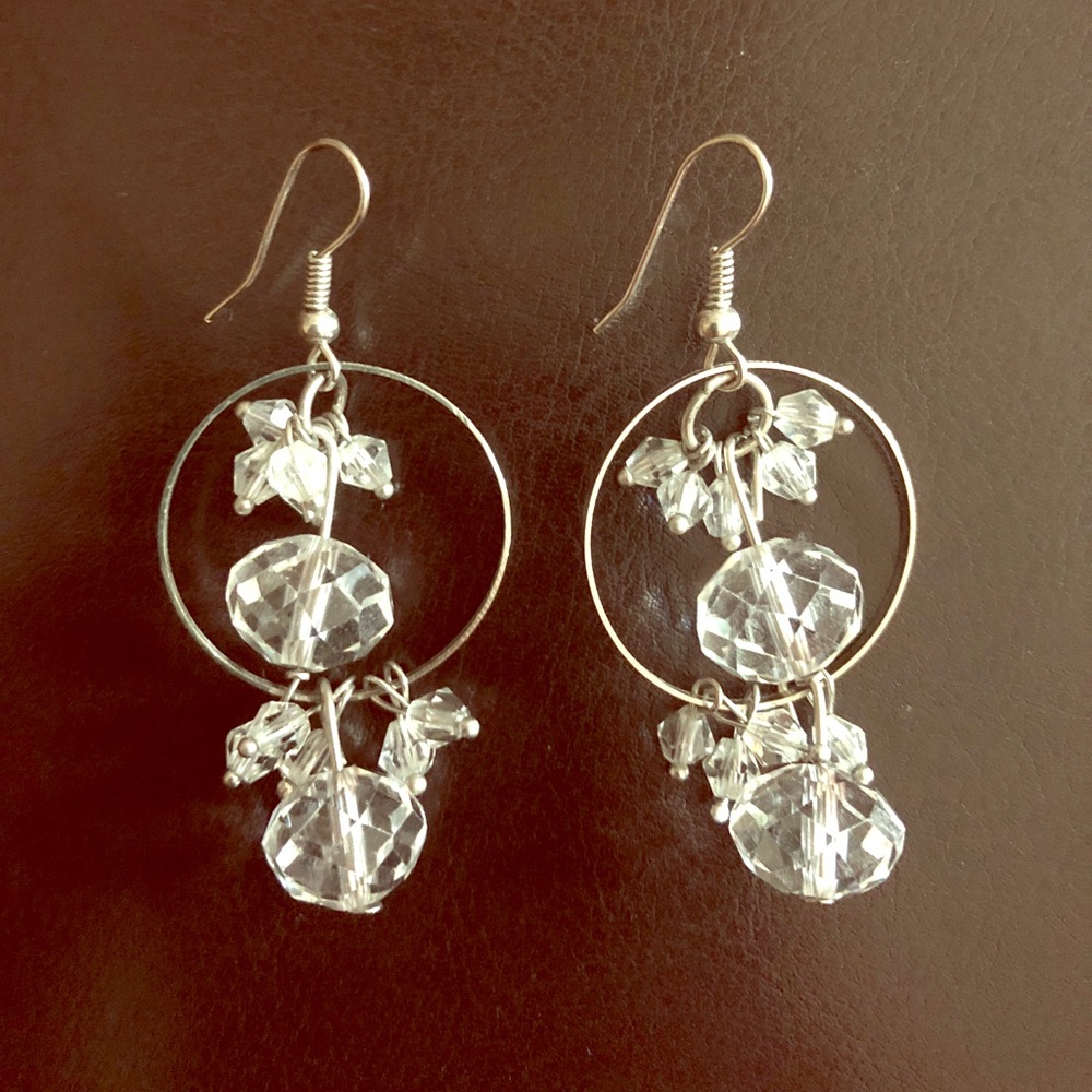 ⭐️ Clear crystal and silver chandelier earrings