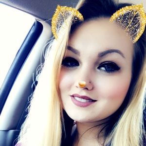 Meet your Posher, Lauryn