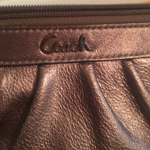 Coach Wristlet - Picture 3 of 4