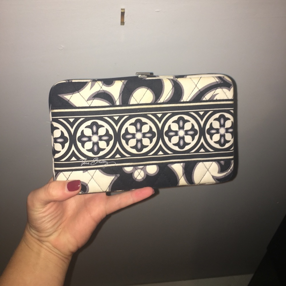 Opera Vera Bradley wallet night and day