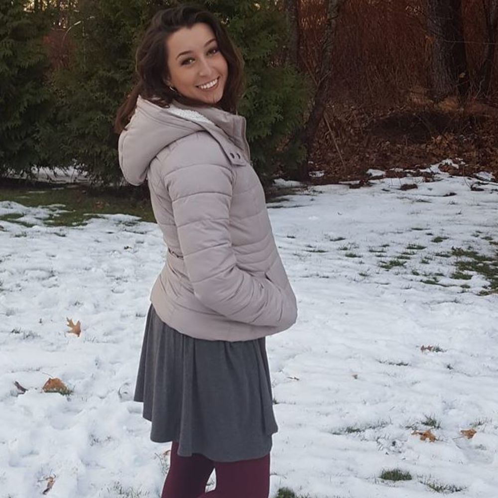 Meet your Posher, Emily