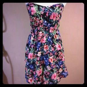 Mini low cut strapless dress