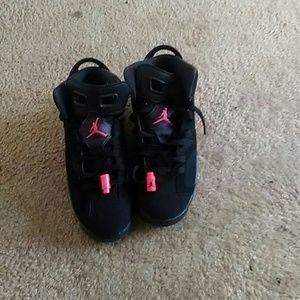 Jordans 6s