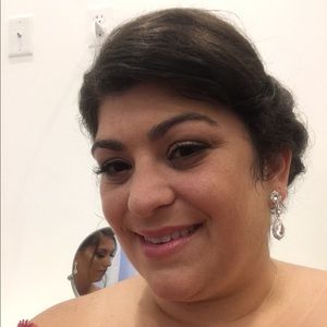 Meet your Posher, Lisa