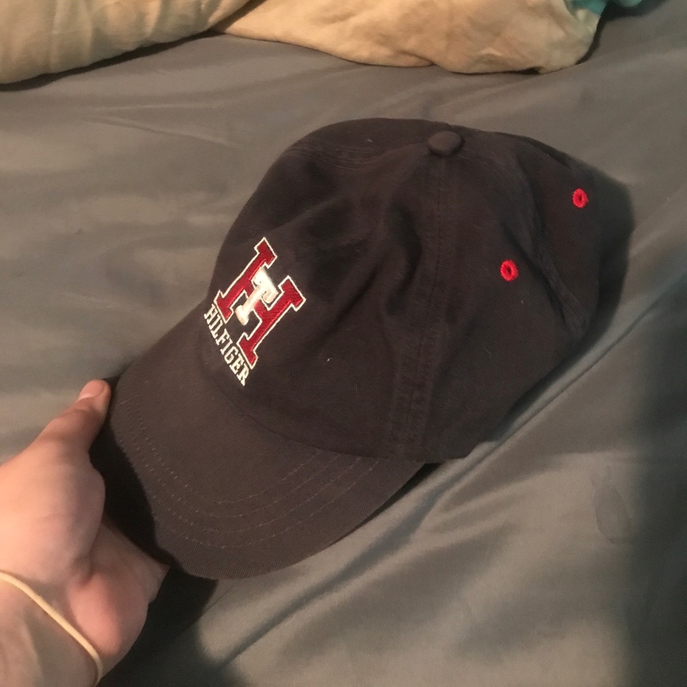 tommy hilfiger hat