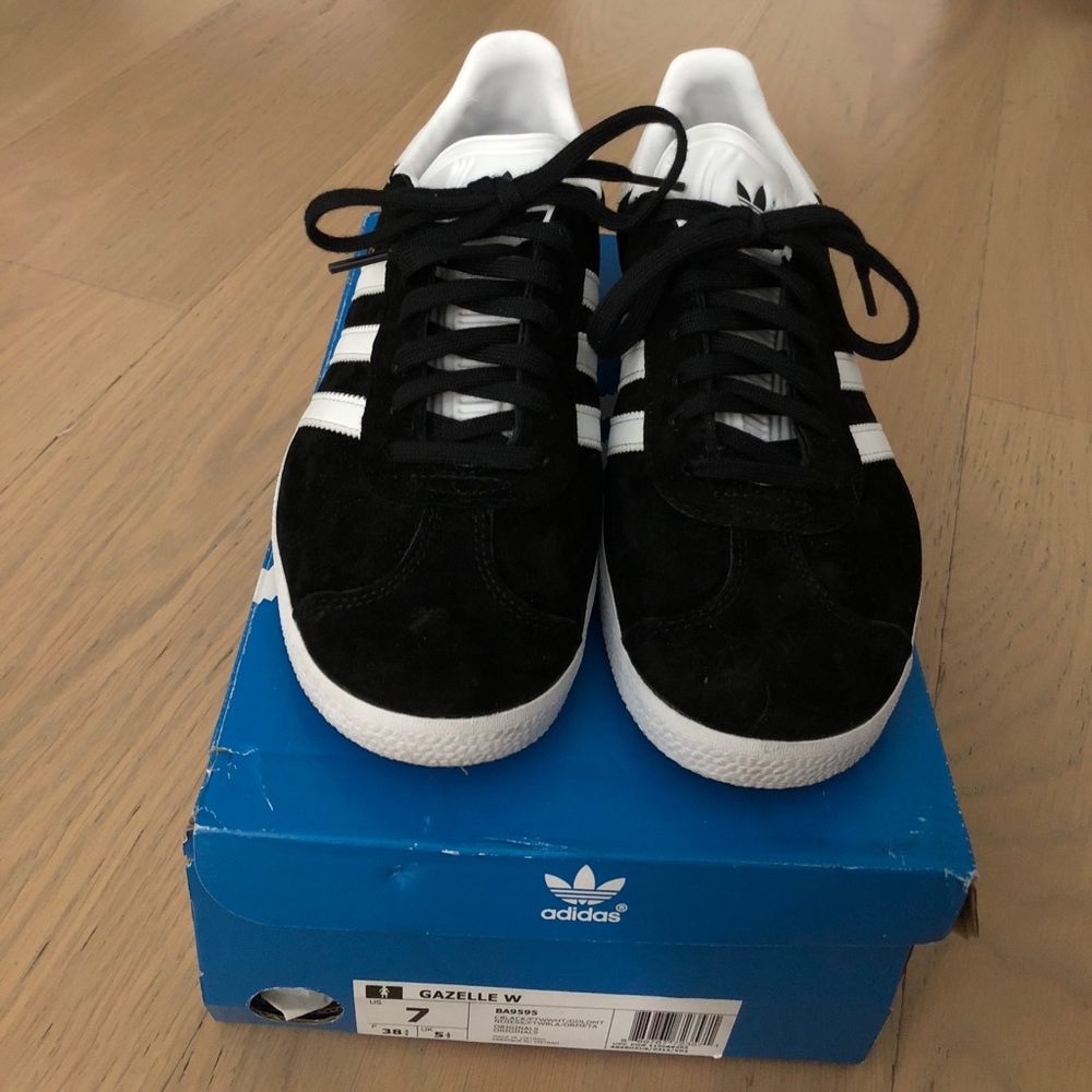 Adidas Gazelle Sneakers