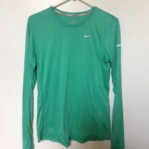 Nike running shirt women's size medium