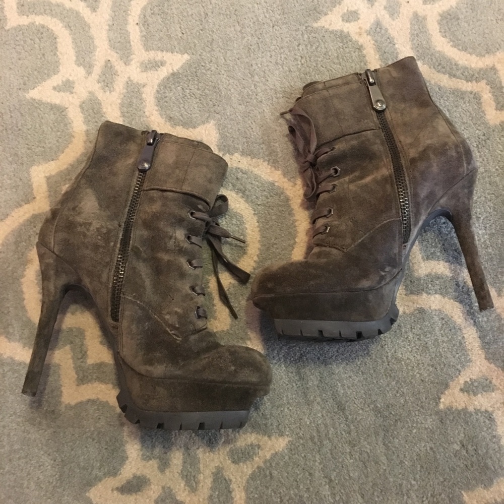 🌟HOST PICK🌟Sam Edelman lace up suede bootie