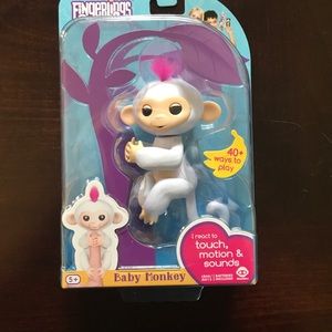 Fingerlings “Sophie” Baby Monkey