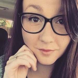 Meet your Posher, Devon