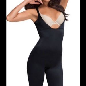 ‼️ BRAND NEW LAST ONE‼️ fleexes by maiden form