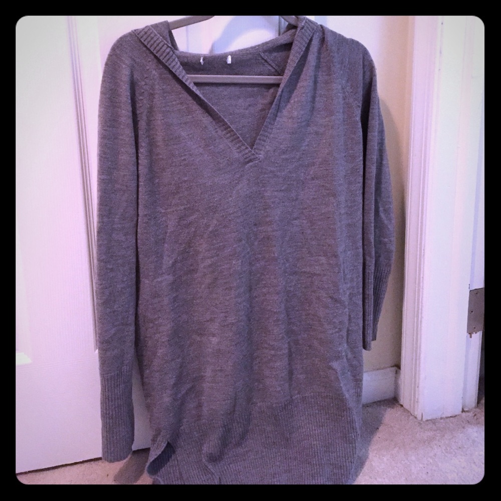 Hooded gray sweater