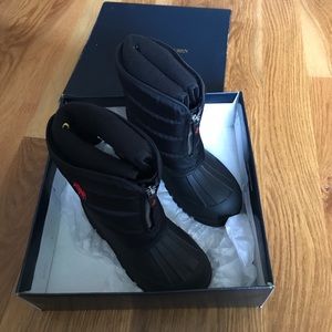 Brand new! Ralph Lauren snow boots - kids size 10