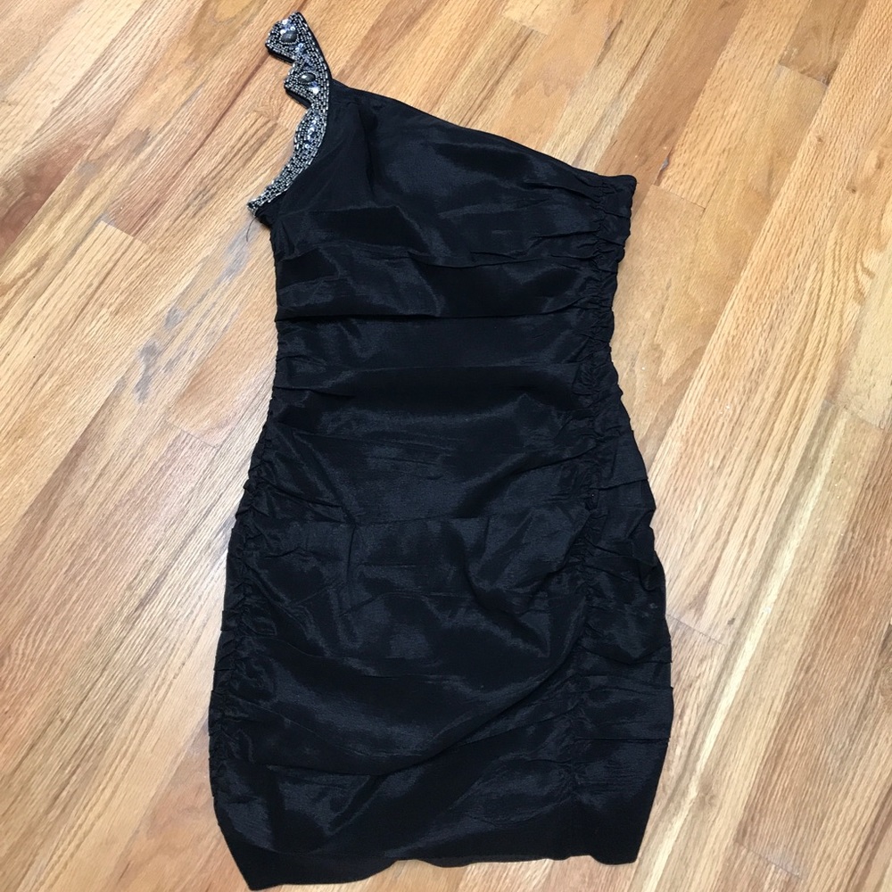 Beautiful black dress.