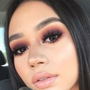 Meet your Posher, Griselda