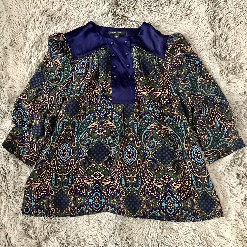 💙Silk Banana Republic blouse💙