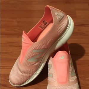7.5 New balance sneakers