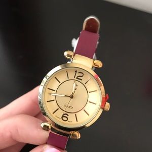 Brand new watch 🌟 Reversible straps 🌟