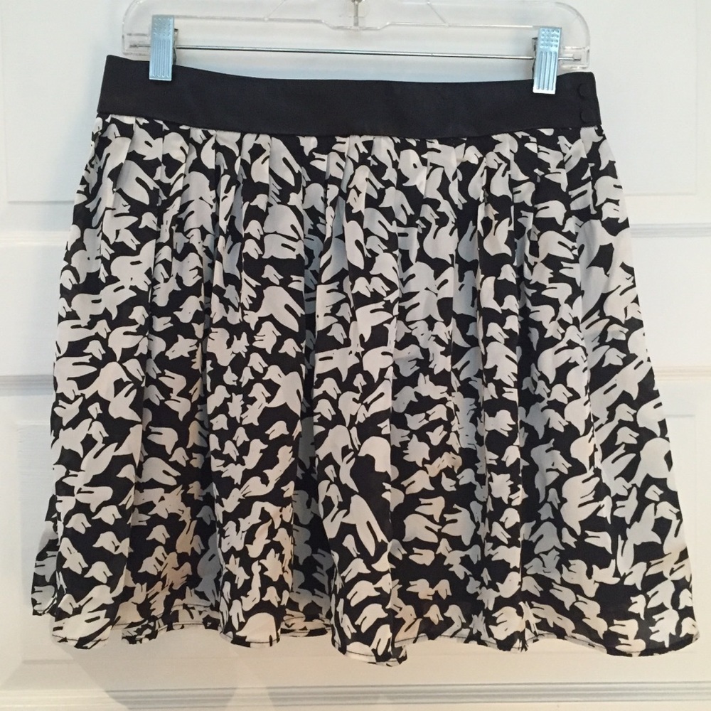 NWT black and white skirt