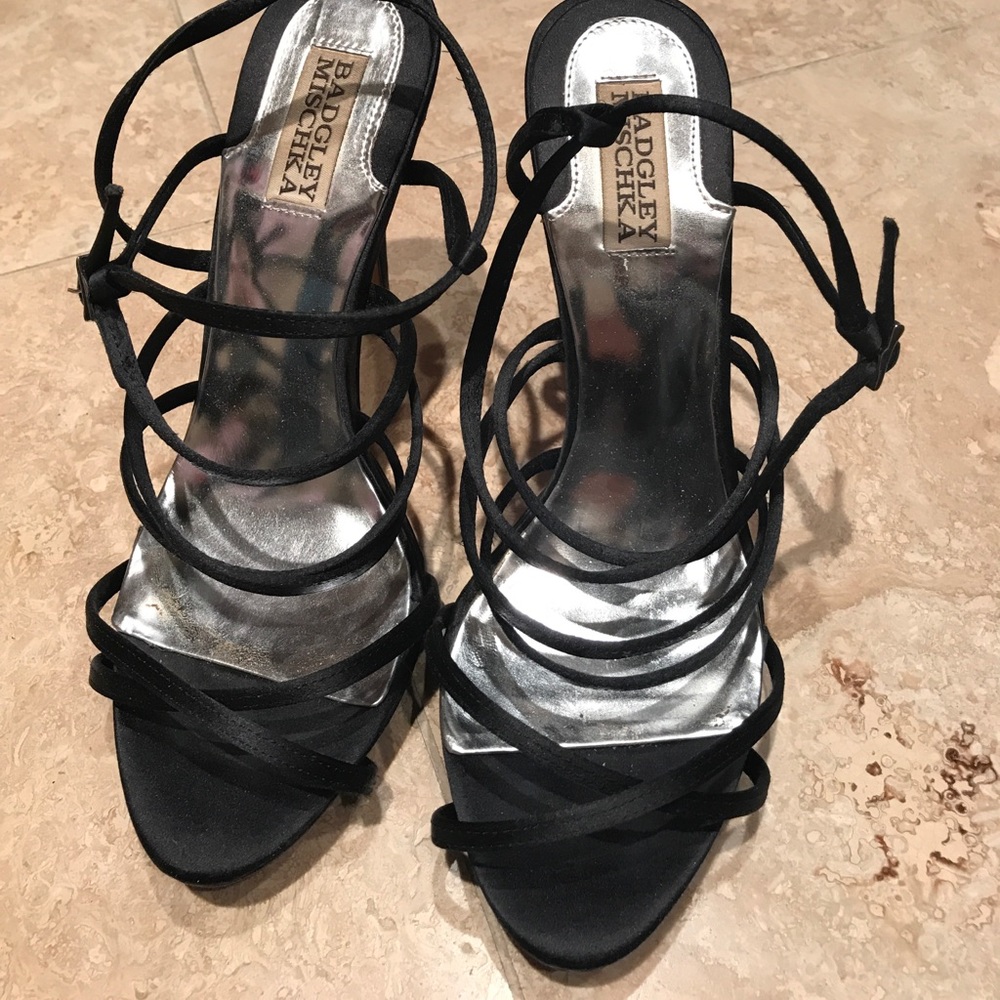 Badgley Mischka Beautiful strappy heels