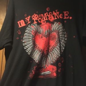 Mcr my chemical romance band tee heart