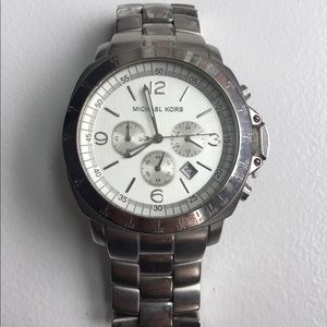 Michael Kors watch! Oversized but not clunky!