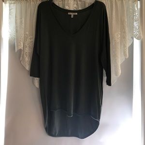 Express One Eleven green Top Size L