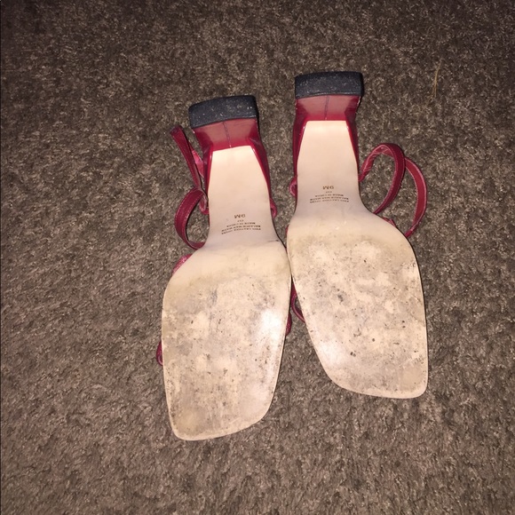 Red heels - Picture 4 of 4