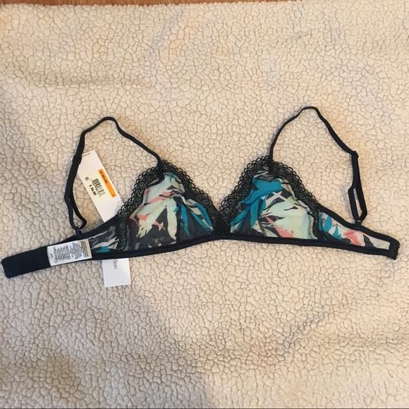 Sale 💋 Calvin Klein Sheer Lace Triangle Bralette - Picture 7 of 7