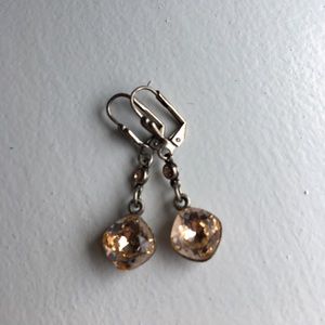 Peach dangle earings