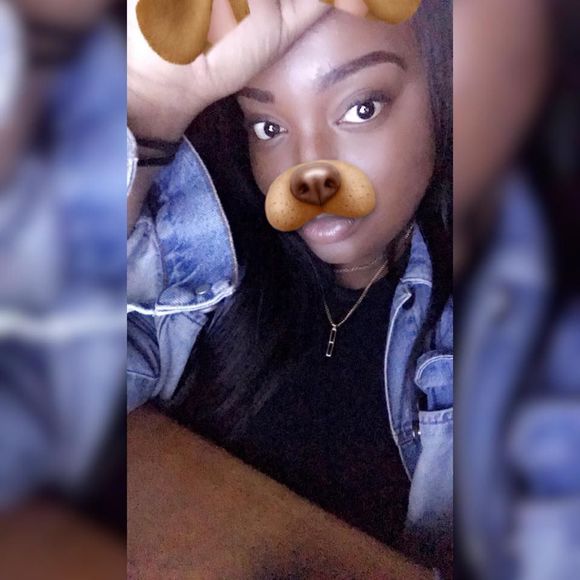 Meet your Posher, Briana - Picture 1 of 1