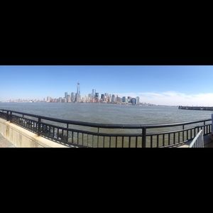 Meet your Posher, Hillary